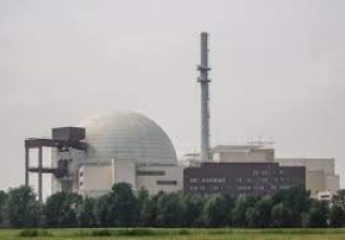atomová elektrárna ilustrace